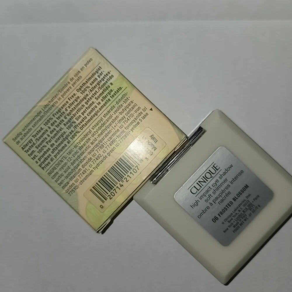 Clinique High Impact Eye Shadow Soft Shimmer in 06 Frosted Blossom, NIB RARE
